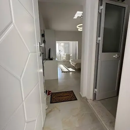 아파트 Amazing Seaview Beach Flat